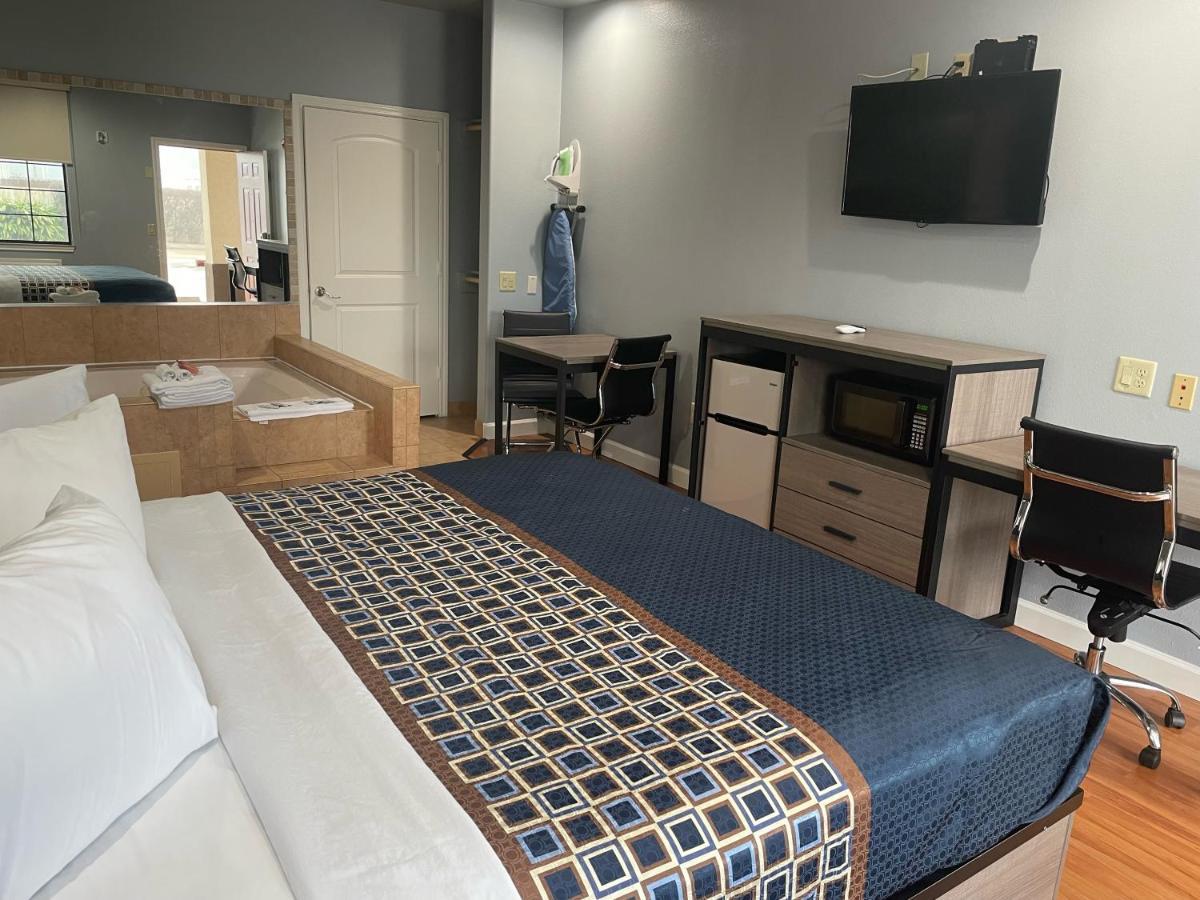 Palace Inn - Baytown I-10 Bagian luar foto
