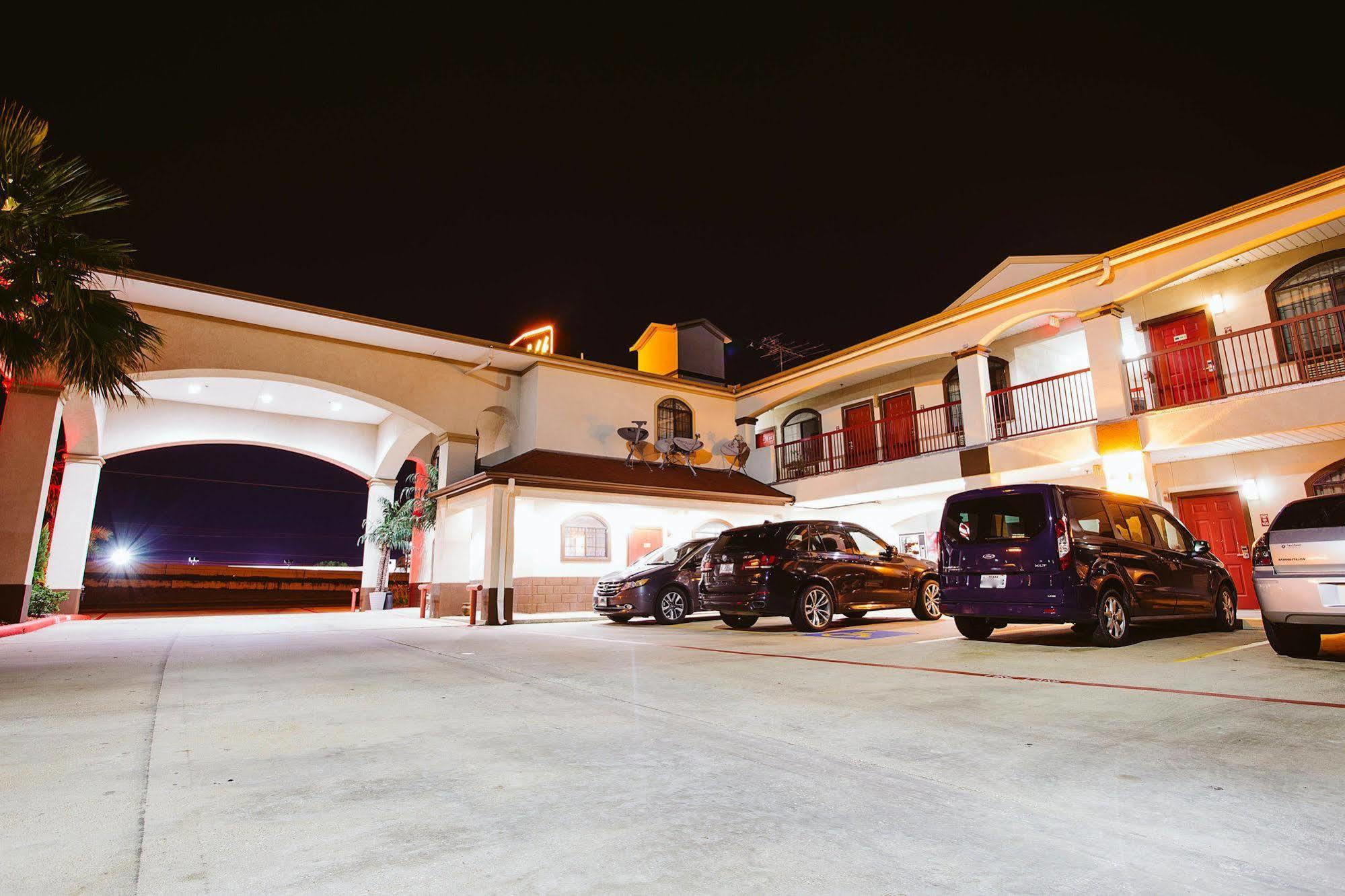 Palace Inn - Baytown I-10 Bagian luar foto