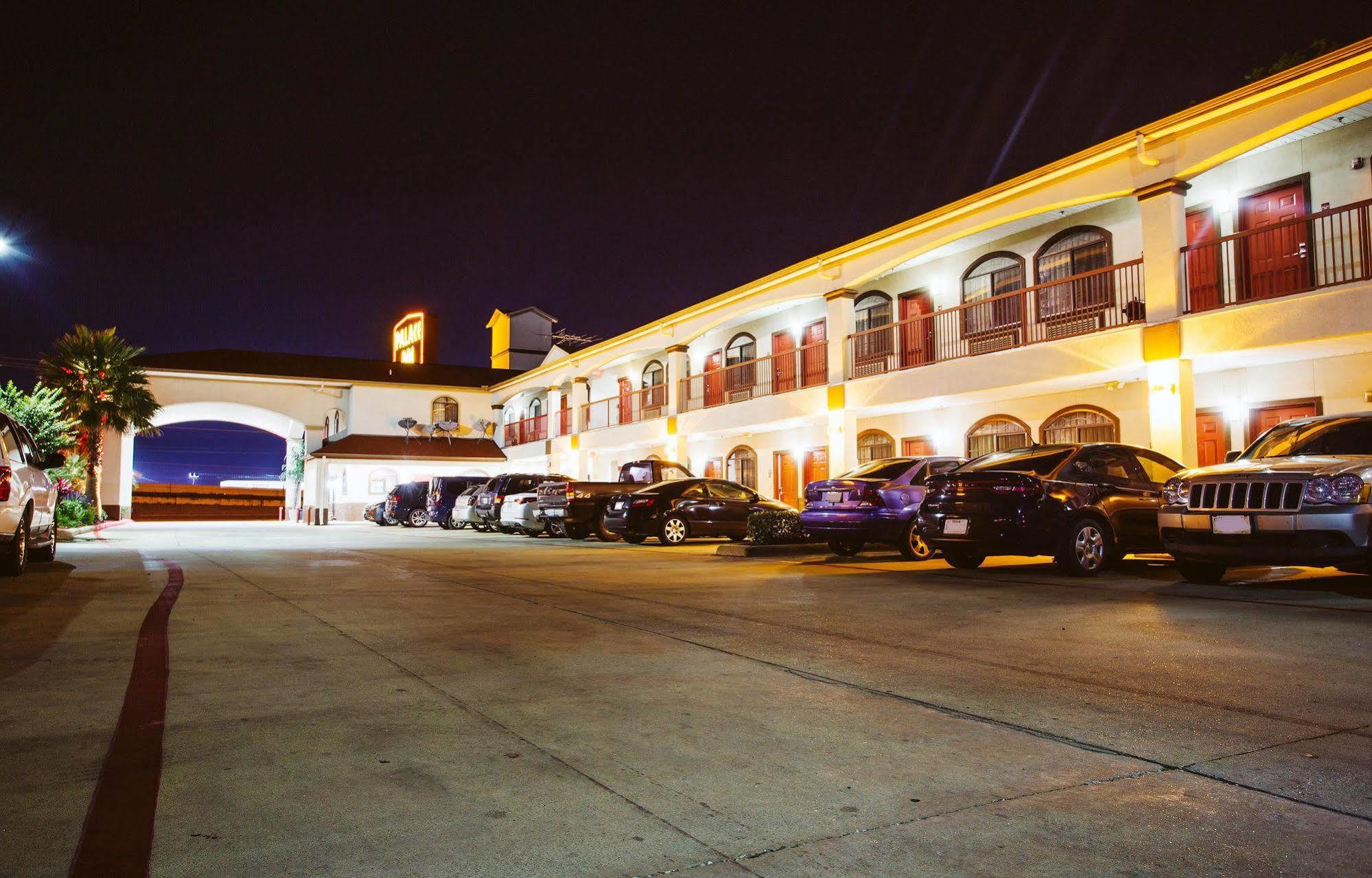 Palace Inn - Baytown I-10 Bagian luar foto