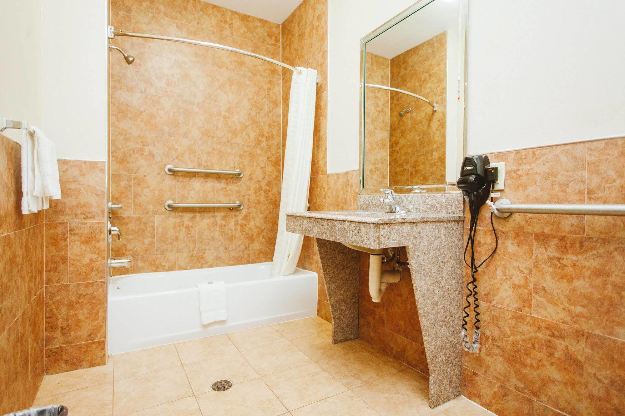 Palace Inn - Baytown I-10 Bagian luar foto